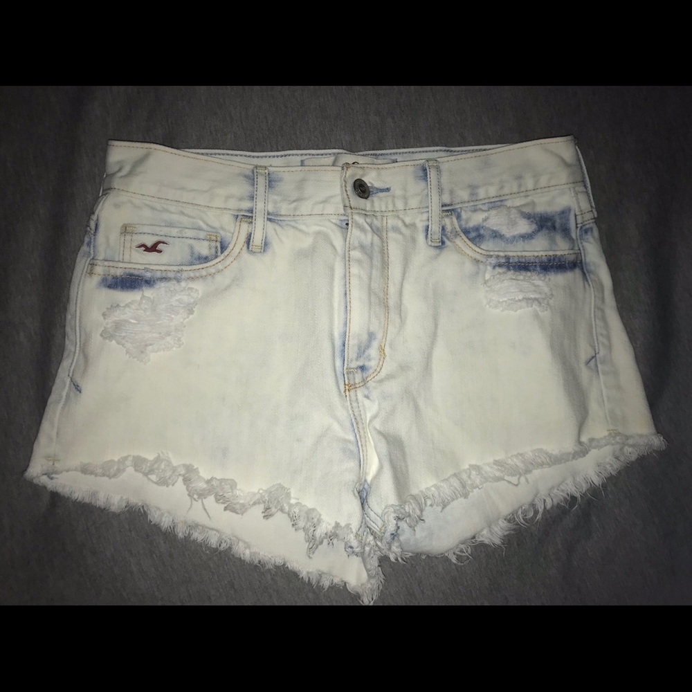 Hollister Jean Shorts!